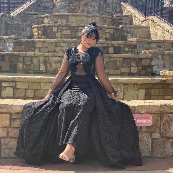 MAC DUGGAL A-Line 3/4 Sleeve Black Prom Dress - Picture 9 of 16